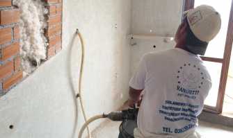 Isolare casa con il poliuretano a spruzzo: come funziona, quanto costa e quando conviene davvero